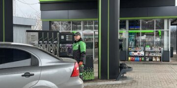 Более миллиона украинцев воспользовались кэшбэком на топливо