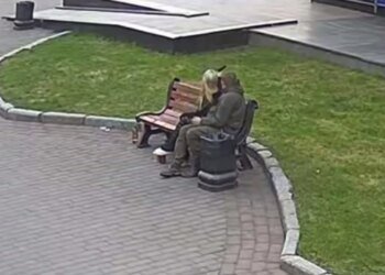 В Луцке малолетняя «героиня» едва не убила пассажиров троллейбуса ради хайпа: подробности. ВИДЕО