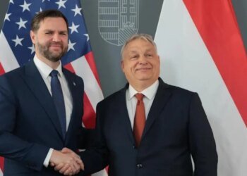 «Это просто то, что они делают»: Вэнс заявил, что “плохие люди из Украины” влияют на выборы в США. ВИДЕО