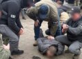 В Сумской области задержали мужчину за попытку снять военнообязанного с розыска за взятку