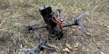 Невидимая угроза в тылу и на фронте: дроны-«ждуны» становятся новой головной болью