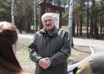 Лукашенко обвинил США в диктатуре и посоветовал поучиться демократии у Беларуси