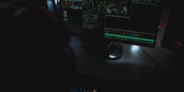 Под кибератаку попали антикоррупционные органы Украины