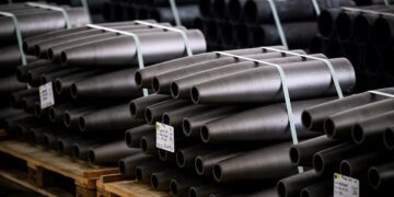 Глобальні військові витрати зросли на 2,9% попри скорочення з боку США через заморожування допомоги Україні