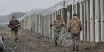 В соцсетях ходят слухи о подготовке Киева к обороне