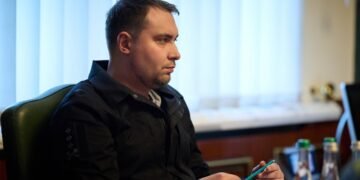 “Мы не прекращаем”: Буданов ответил на призывы Запада не бить по нефтебазам РФ