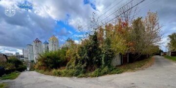 У Києві повернули небезпечну ділянку: орендар роками не платив