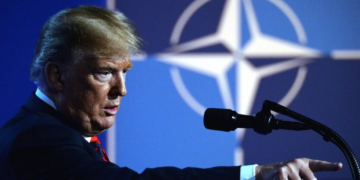 Трамп и развал НАТО: Европа готовит план Б и собственный “зонтик”