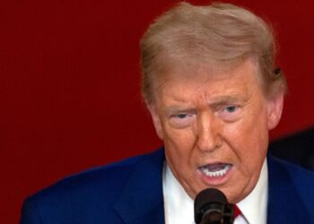 Трамп объявил морскую блокаду Ормузского пролива: Иран отказался сворачивать ядерную программу