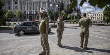 У ТЦК есть 72 часа: почему могут отменить бронирование работника