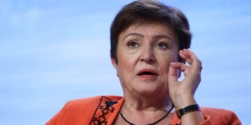 Война с Ираном ударит по всем: МВФ ожидает роста цен и замедления экономики