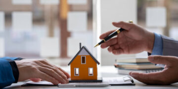 Налоги на продажу имущества 2026: ГНС объяснила, кто заплатит 0%, а кто – 18%