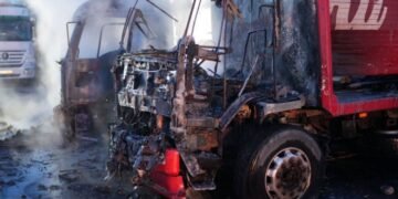 Россия ночью атаковала Запорожье: возник масштабный пожар (фото и видео)