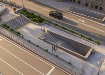 Новий громадський простір у Києві: фонтан, лавки та безбар’єрна зона у самому центрі