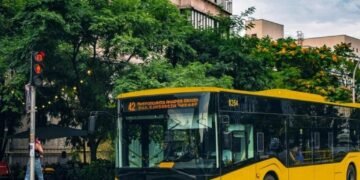 Транспортний хаос у Києві: одразу кілька автобусів змінять маршрути