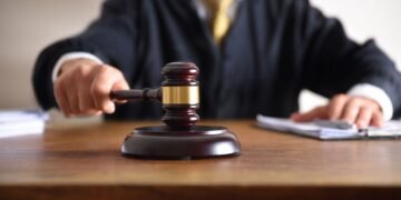 Работник ТЦК впервые получил приговор за препятствование омбудсмену