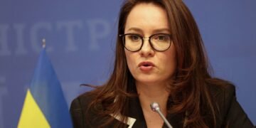 Бизнесу покроют “простой” из-за обстрелов: что предлагает Кабмин