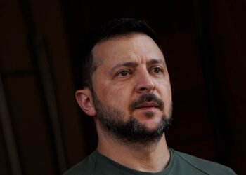 Зеленский хочет обсудить с Мадьяром деньги “Ощадбанка”