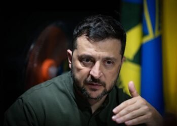 Готовится к большой мобилизации? Зеленский рассказал, зачем Путин ограничивает соцсети