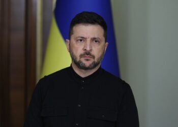Украинские военные присоединились к консультациям по Ормузскому проливу, – Зеленский