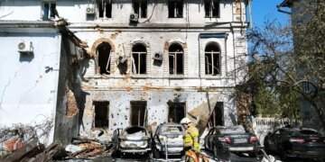 Удар по центру Чернигова: «Шахед» попал в административное здание