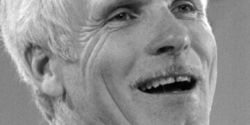 Ушла эпоха: мир прощается с человеком, который научил нас смотреть новости 24/7