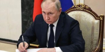 Путин сменил «наркоманов» на «господина Зеленского» в официальной риторике. ВИДЕО