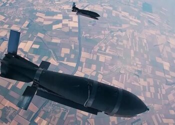 Україна працює над аналогами російських авіабомб для дзеркальної відповіді – Зеленський