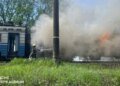 Вагоны в огне:  40 пассажиров чудом спаслись из горящего поезда в Черкасской области