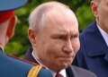 Паранойя Путина мешает врачам: что происходит в РФ