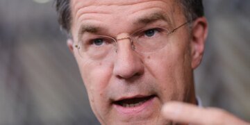 Рютте зробив заяву після удару дрона рф у Румунії: НАТО готове захищати кожен сантиметр території союзників