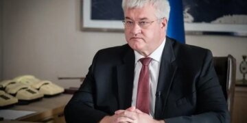 Дипломатический прорыв для беженцев: Сибига обещает нововведения в выдаче паспортов за границей