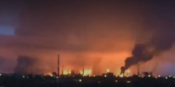 Генштаб: Силы обороны поразили НПЗ “Рязанский”, корабли и склады боеприпасов РФ