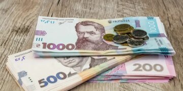 Виплати до Дня Києва: кому нарахують допомогу