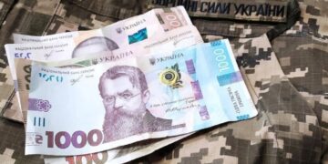 Новые контракты в ВСУ: Гончаренко раскрыл суммы выплат и правила демобилизации