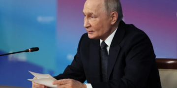 WSJ: скромный парад Путина указал на перелом в войне с Украиной