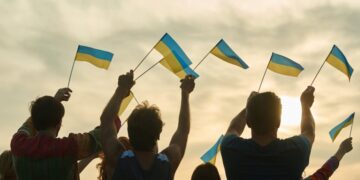 Дацюк: Украинское общество застряло между гневом и торгом в восприятии войны