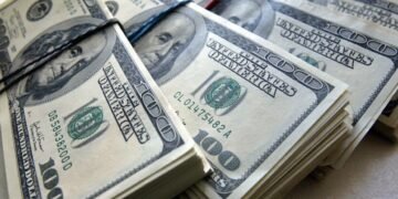 США закрываются от мира: Андрусив и Романенко о последствиях для глобальной экономики