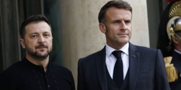 Франция и Германия предлагают Киеву “символическое” место в ЕС, – FT