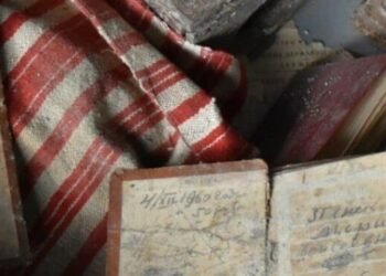 Руїни і диво в Києві: у музеї «Чорнобиль» знайшли артефакти після атаки