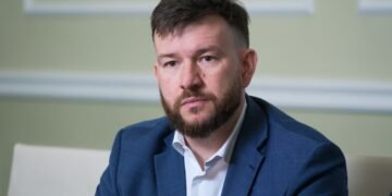 Улютин объяснил причины задержки детских выплат