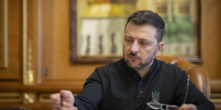 Россия готовит новый массированный удар по Украине, – Зеленский