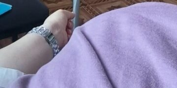 Небезпечний напад у Києві: чоловік вдарив вагітну і ніхто не зміг його зупинити