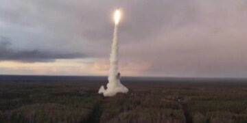 «Орешник» оставляет слишком мало времени для ПВО: эксперт рассказал об угрозе
