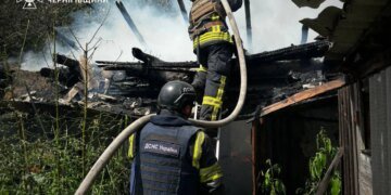 Через удар дрона рф по будинку на Чернігівщині загинув поліцейський