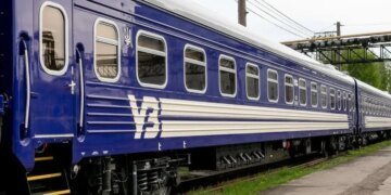 В Украине из-за обстрелов задерживается ряд поездов: список рейсов