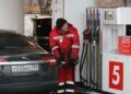 Кремль разрешил выпускать «грязное» топливо из-за атак ВСУ
