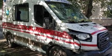 В Херсоне войска РФ обстреляли бригаду скорой помощи, прибывшую на вызов