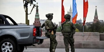 На Москву снова летят дроны: мэр говорит о «сбивании»