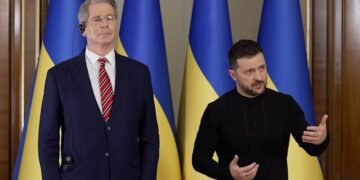 Глава Минфина США якобы потребовал от Трампа не принимать Зеленского, – СМИ